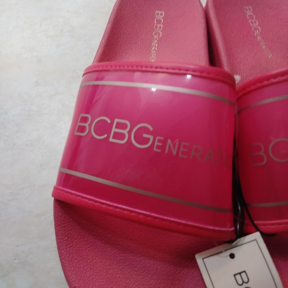 BCBG pink Slides NWT - Picture 4 of 6